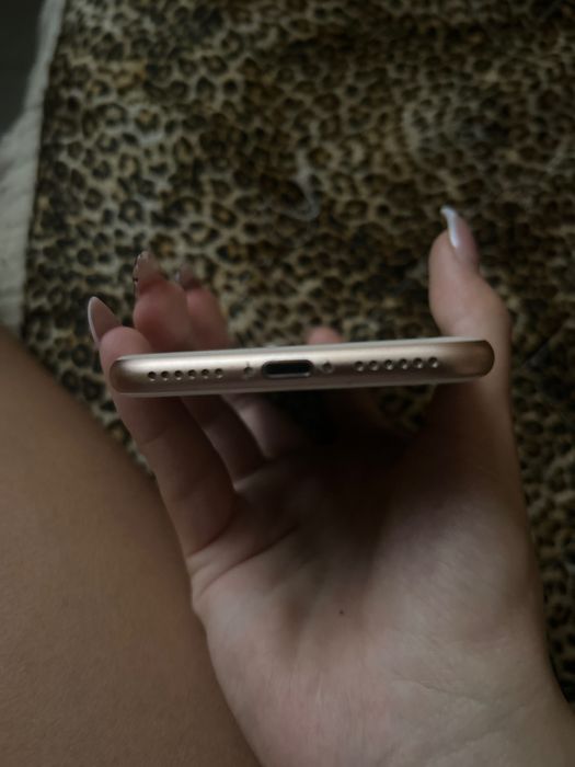 iPhone 8 без гаранция