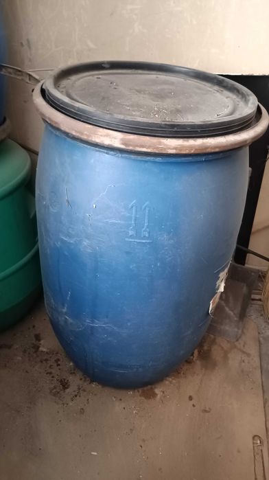 Бидони втора употреба