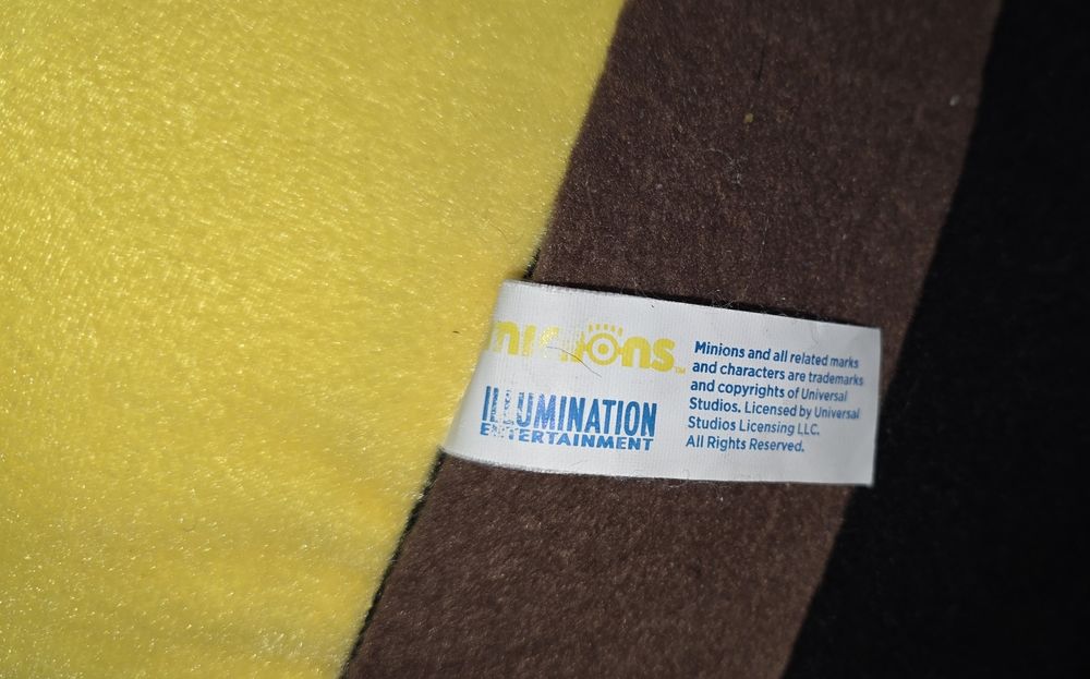 Plus gigant 80 cm, Stuart imbracat in pirat, Despicable Me