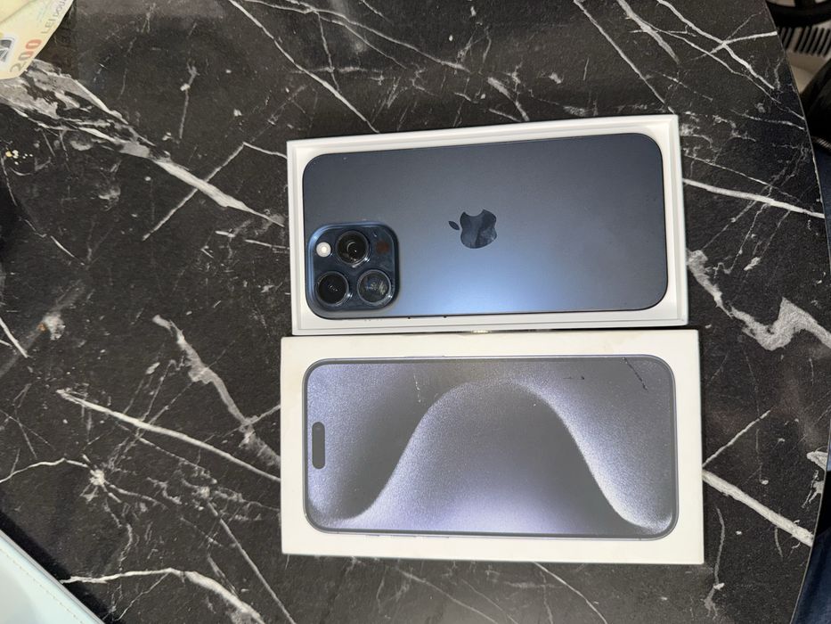 Vand Iphone 15 Pro Max