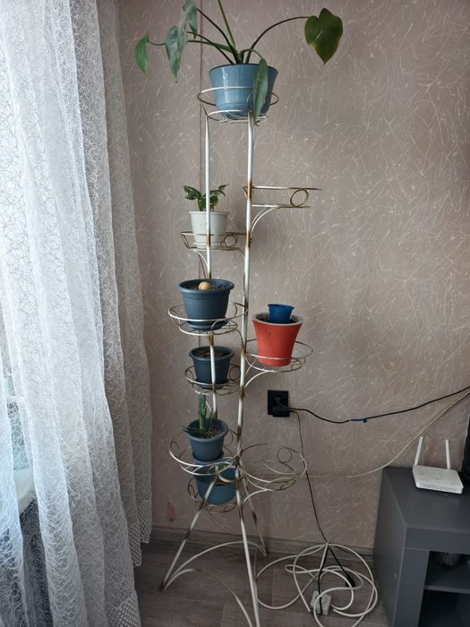 Подставка для цветов