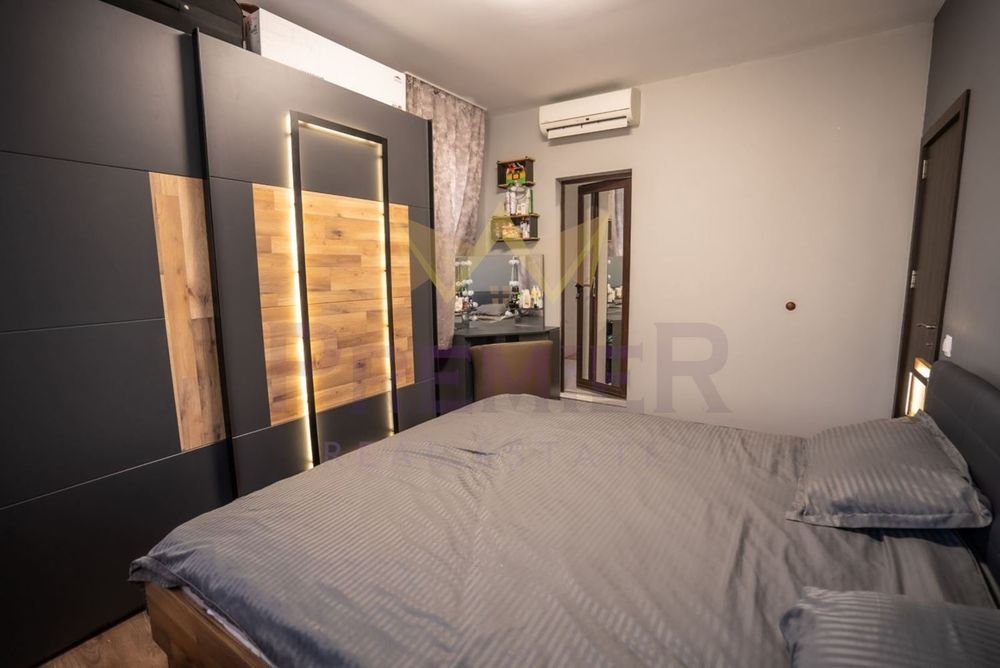 Къща в Бургас-Сарафово