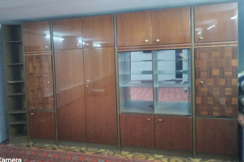 Германия стенка сотилади