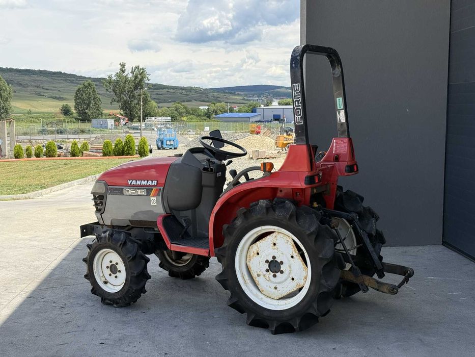 Tractor Japonez 16CP 4X4 Yanmar AF 16D- cu freza de sol