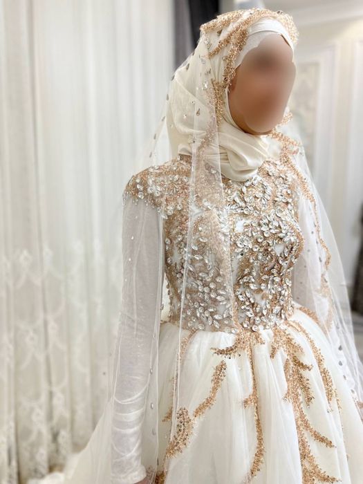 To’y marosim salom uchun ko’yne yengi kiyilmagan  fata 2 ta