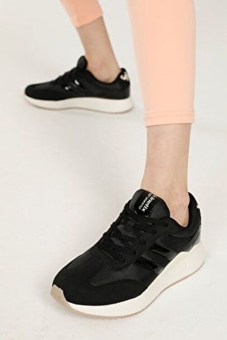 Женские Кроссовки Kinetex