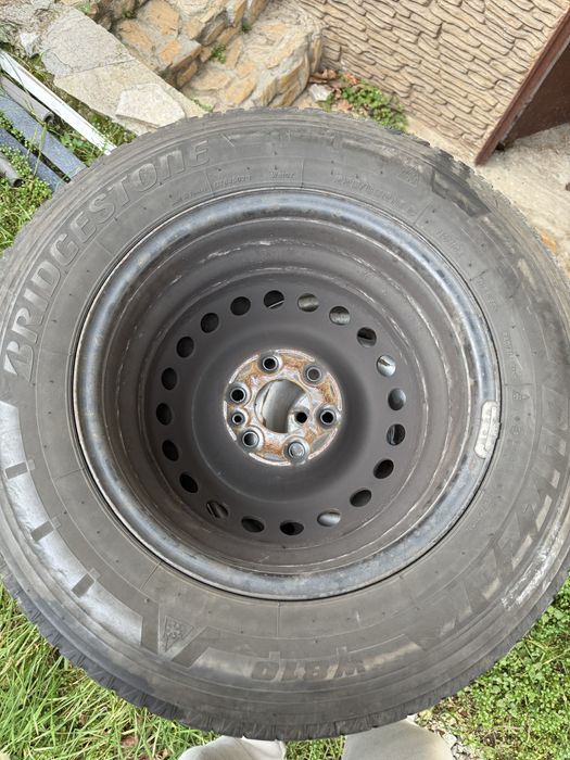 Iveco dayli 35c18 зимни гуми с джанти