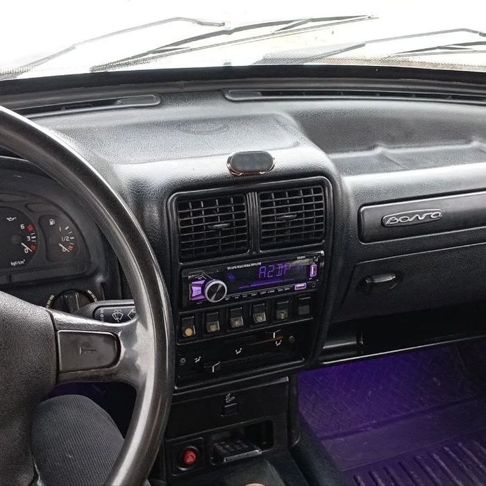 Volga  gaz 3110 srochna sotiladi