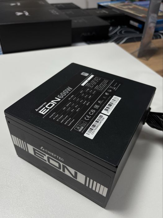 Блоки питания Termaltake AIRCOOL Aerocool