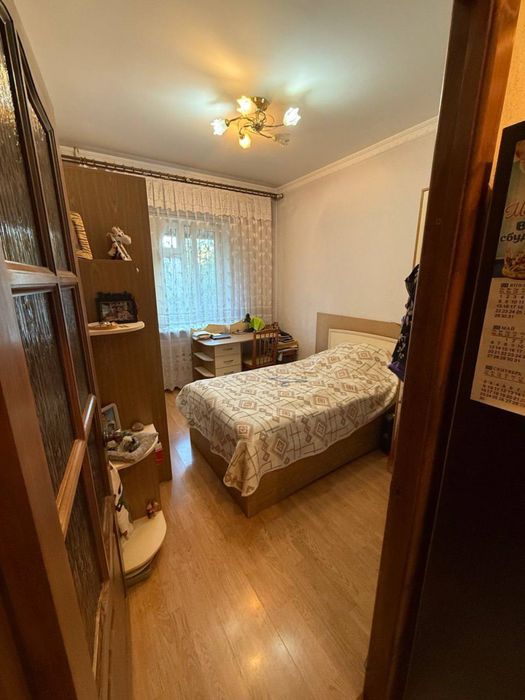 Срочно Продается  Своя 4х комн. Квартира Юнусобад 13кв.