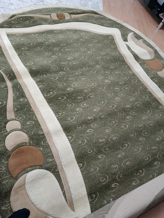 Продам натуральный ковёр б/у