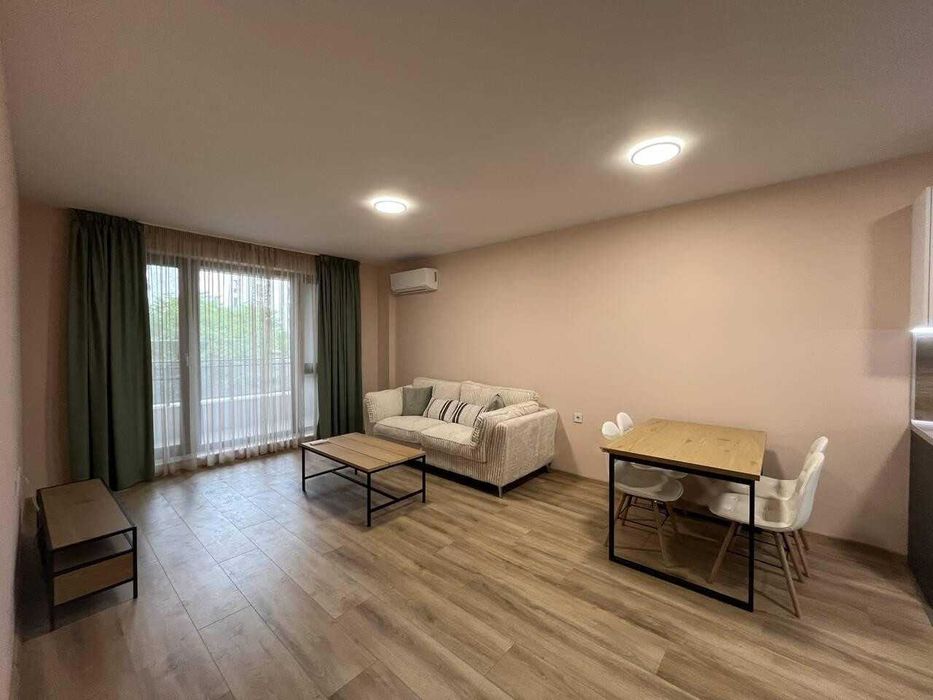 Продава се Двустаен апартамент в Пловдив, Съдийски - 67 кв.м за 2732 €/кв.м - Снимка #1