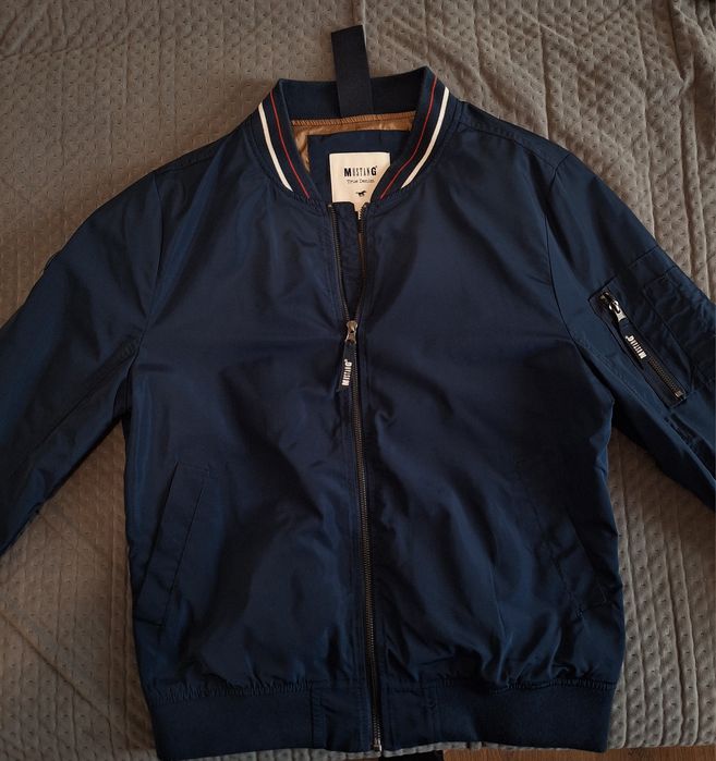 Jacheta  Mustang