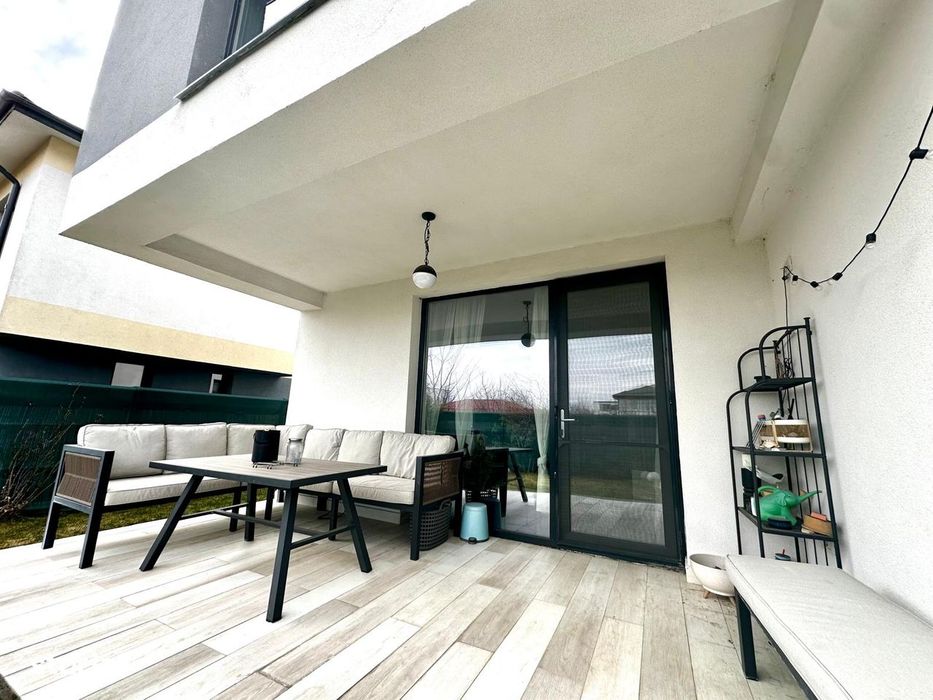 Casa tip duplex 4 camere P+1 in Odai, Otopeni