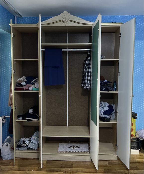 Шкаф.Шифонер.продается.мебел