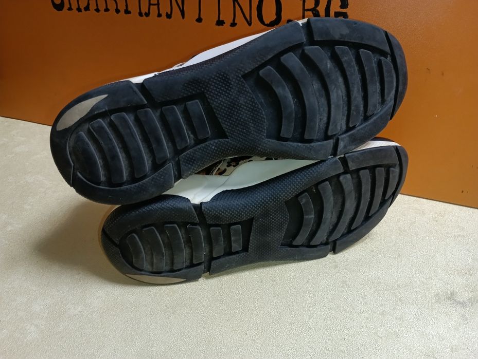 Claudia Ghizzani N 40 кожени - 27 лв