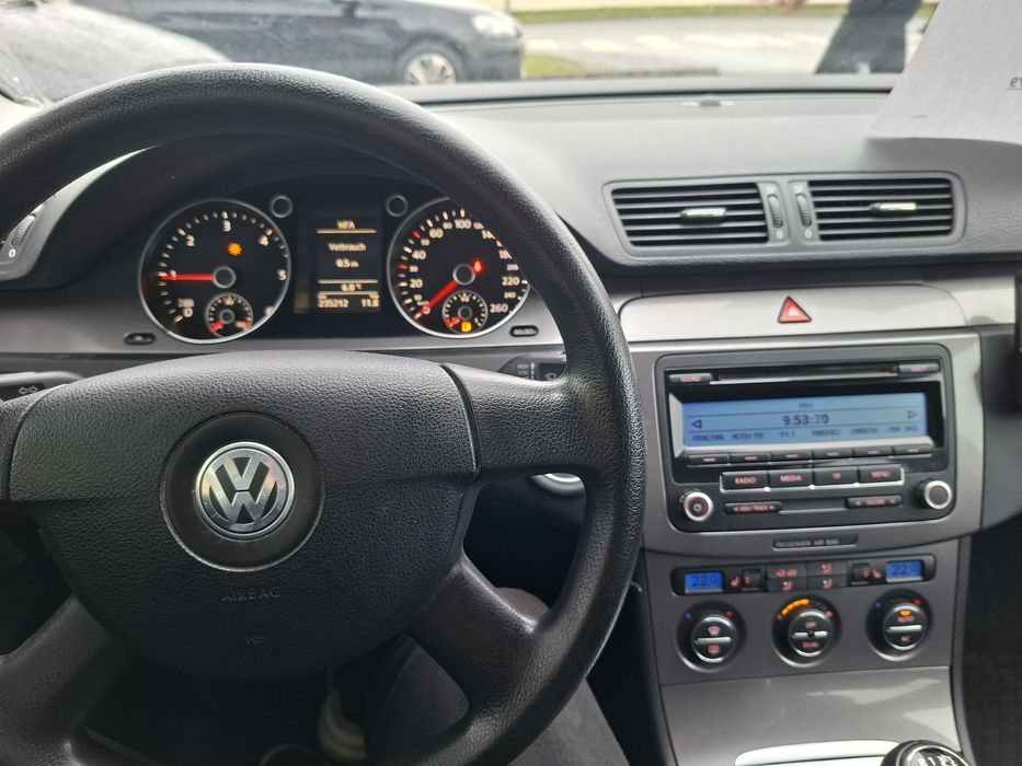 Vw passatt 2010 *  Euro5 *  2.0 tdi .stare f buna.