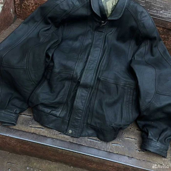Брутальный кожаный бомбер пилот 58р