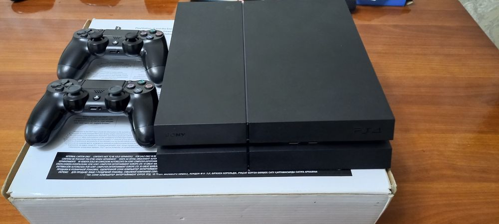 PlayStation 4 Fat   1 ТБ