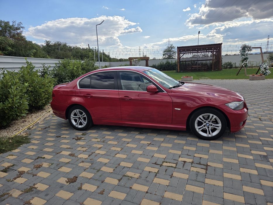 Bmw e 90 din 2011 benzina