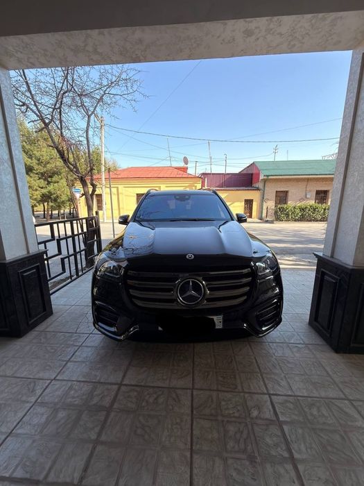 Mercedes-Benz GLS 450