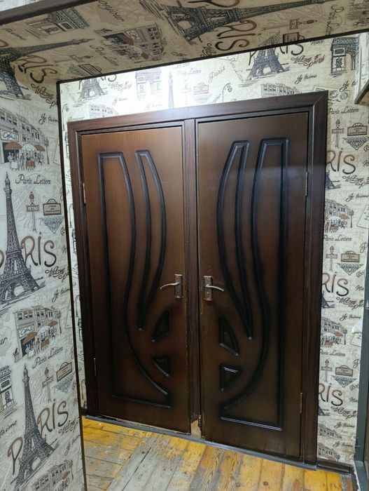 Двери МДФ количество 4 продам.