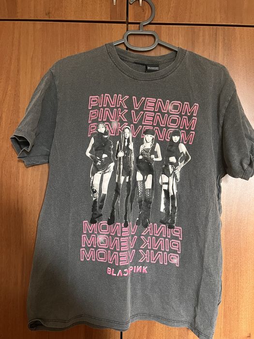 Тениска на BLACKPINK - "Pink Venom" мърч 2023