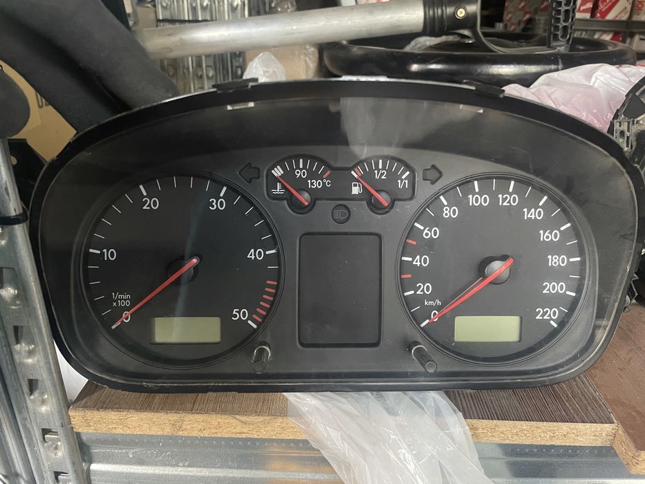 Щиток, панель приборов VW T4. Volkswagen T4, Transporter, Multivan