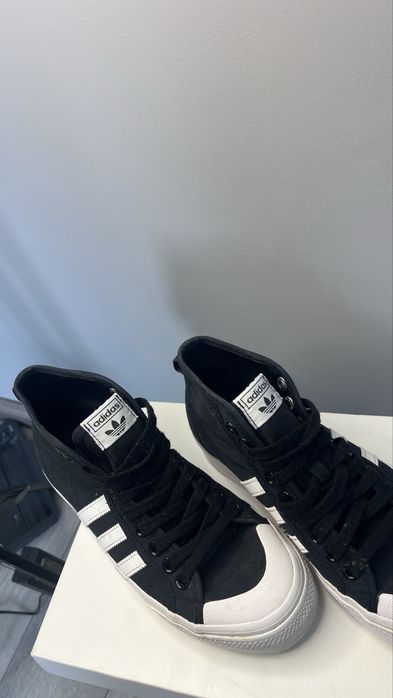 Кецове на Adidas