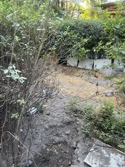 Продам землю 4 сот 20/20 Алчазор