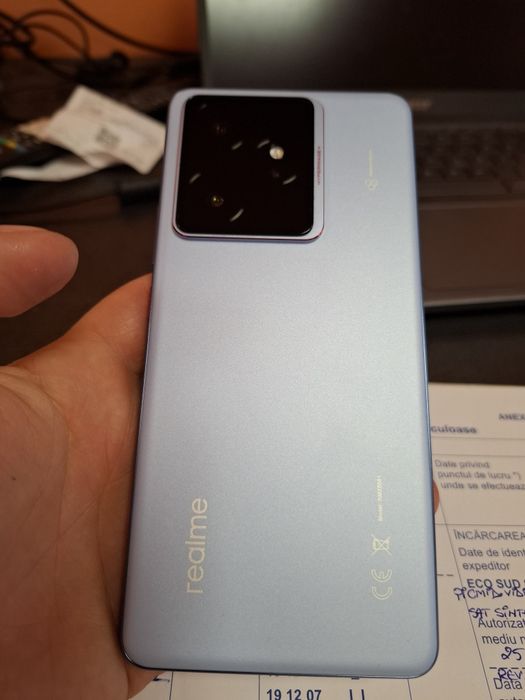 Realme GT 7 , Garanție 2027