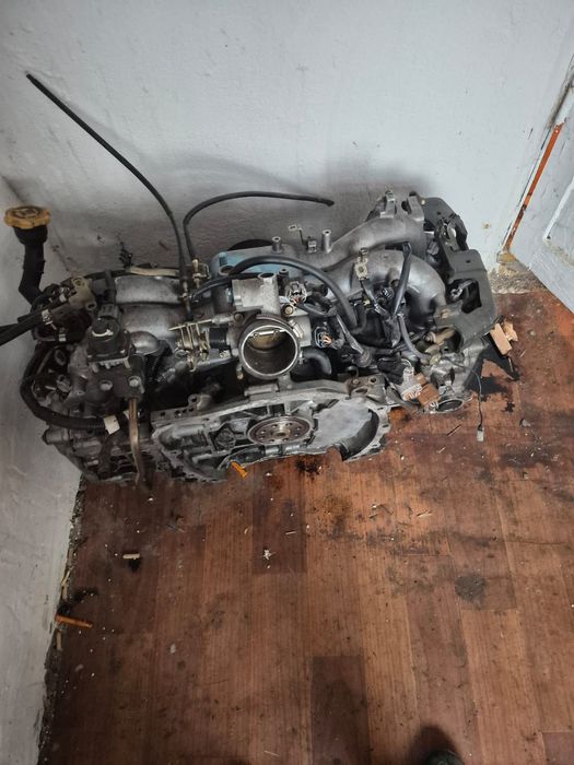 Двигатель на Субару