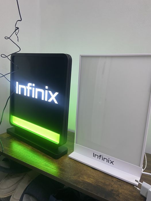 Продам новые настольные LED лампы