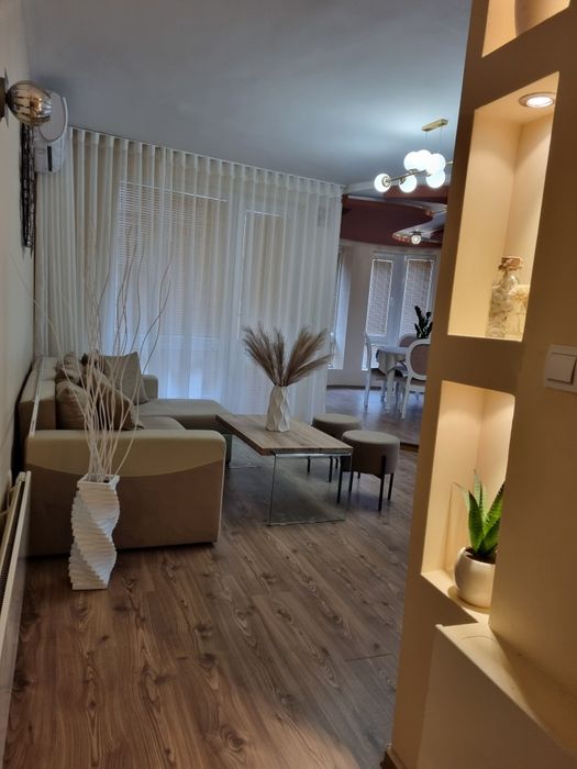 Дава се под наем Тристаен апартамент в София, Манастирски ливади - 110 кв.м за 850 € - Снимка #19