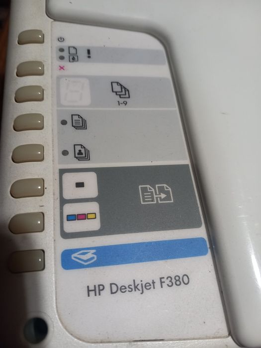 Принтер HP Deskjet F380