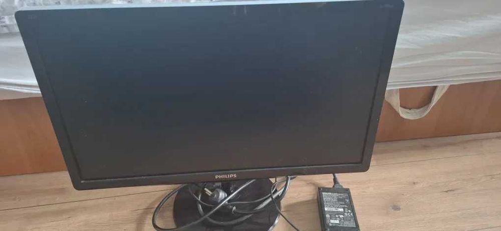 Philips 227E6E 21.5" Full HD IPS монитор 75Hz