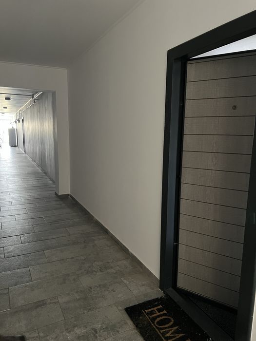 Apartament tip studio cu parcare privata