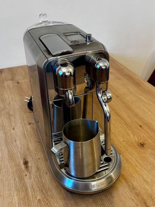 Espressor Nespresso Creatista Plus