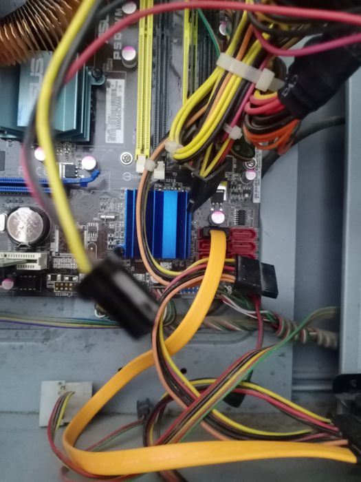 Компьютер на запчасти