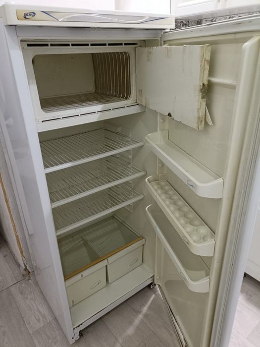 Продается холодильник