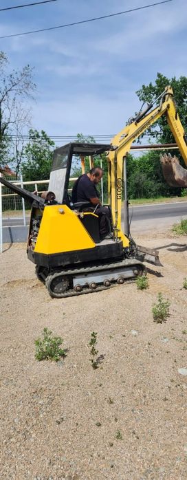 Продам экскаватор мини