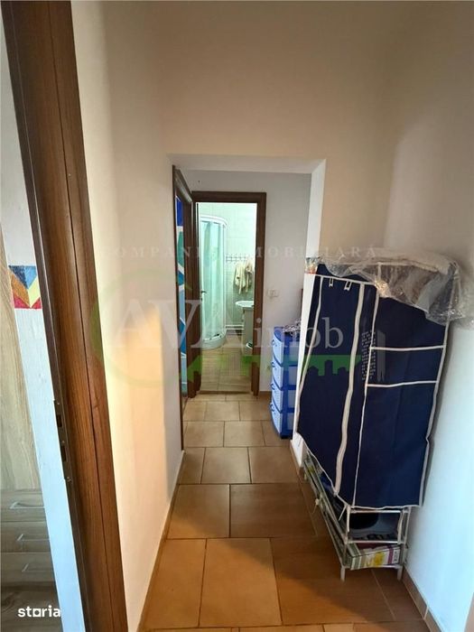 Apartament 3 camere decomandat, Zona Mioritei