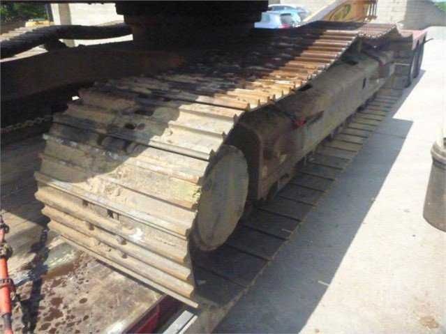 Dezmembram excavator Case CX240B - Piese de schimb Case