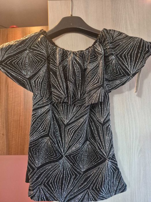 Imbrăcăminte.Bluziță de vară negru cu argintiu.