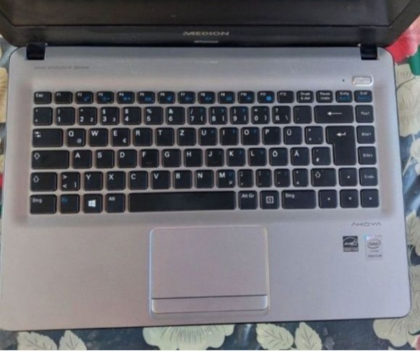 Laptop Medion Akoya