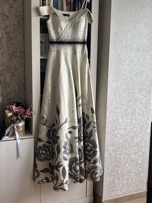 Платье вечернее на выпускной