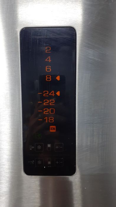 Продам холодильник