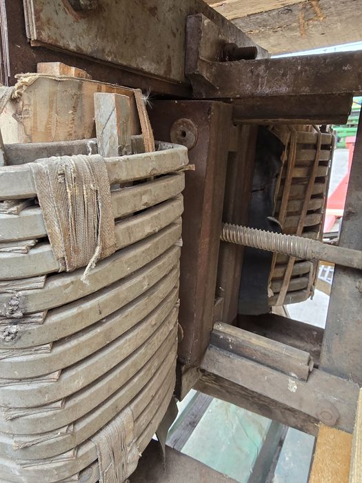 Aparat de sudură industrial.