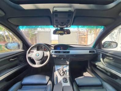 Bmw e91 318 d  gri