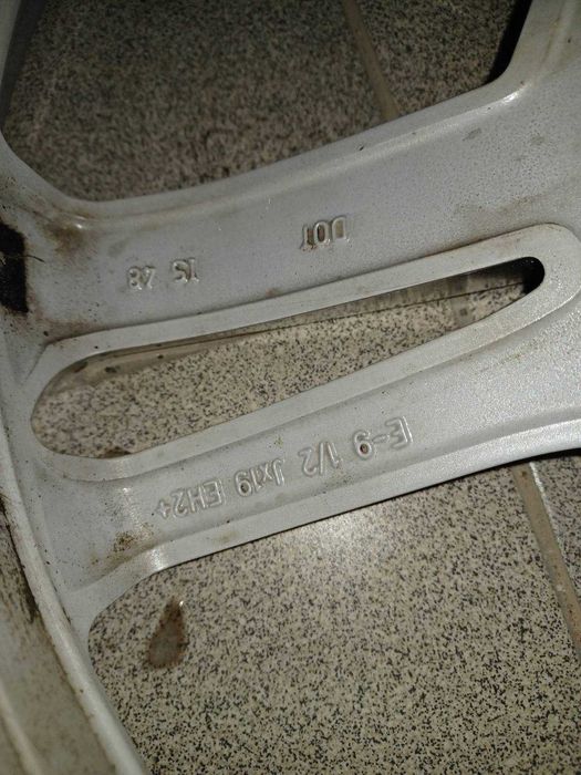 19-BMW-5-F10.F11. X3. X4. F25.F26 серия на БМВ-М-спорт пакет Оригинал.